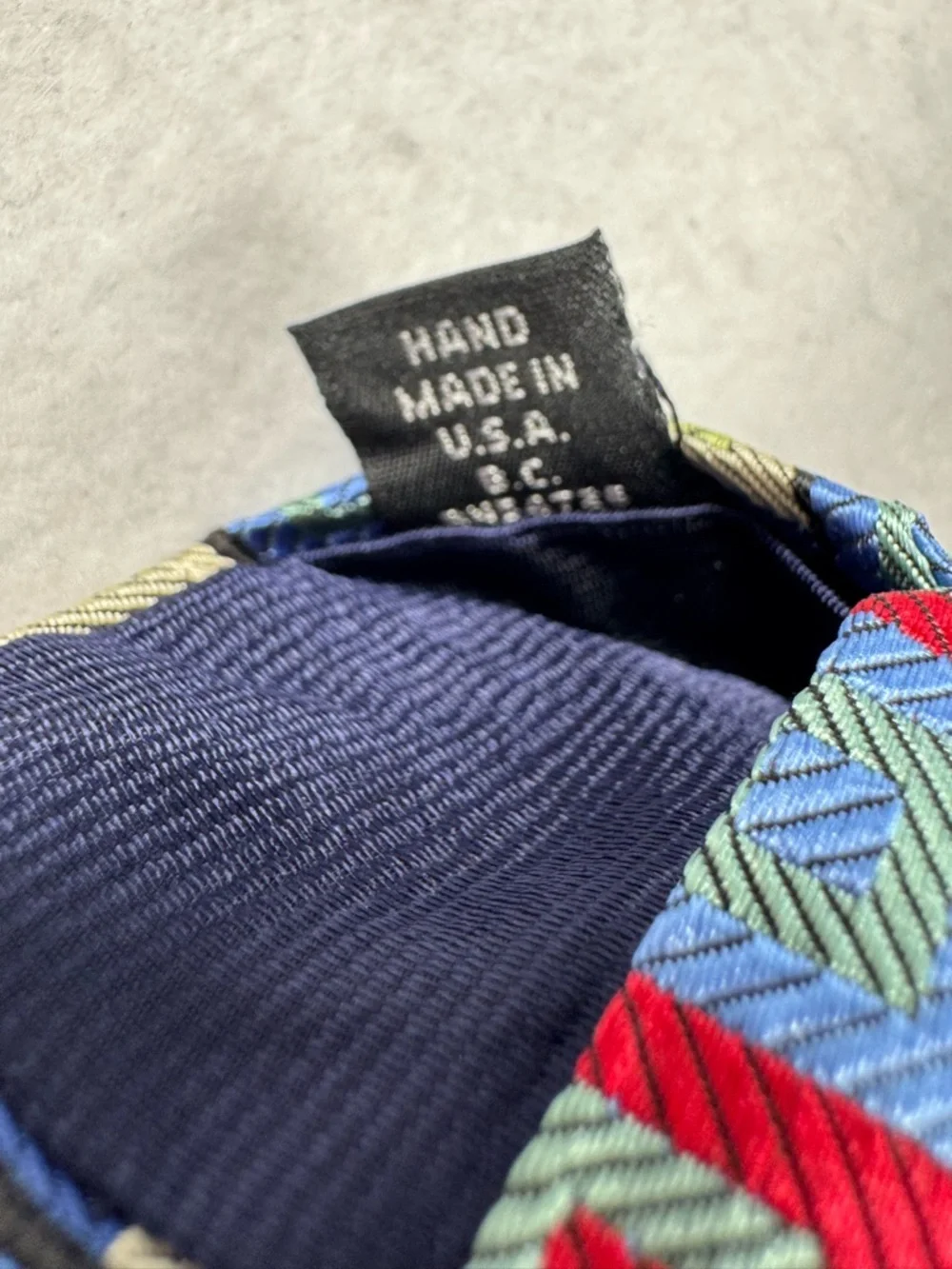 Holland & Sherry London 1836 100% Silk‎ Necktie Red Blue Cream Geometric